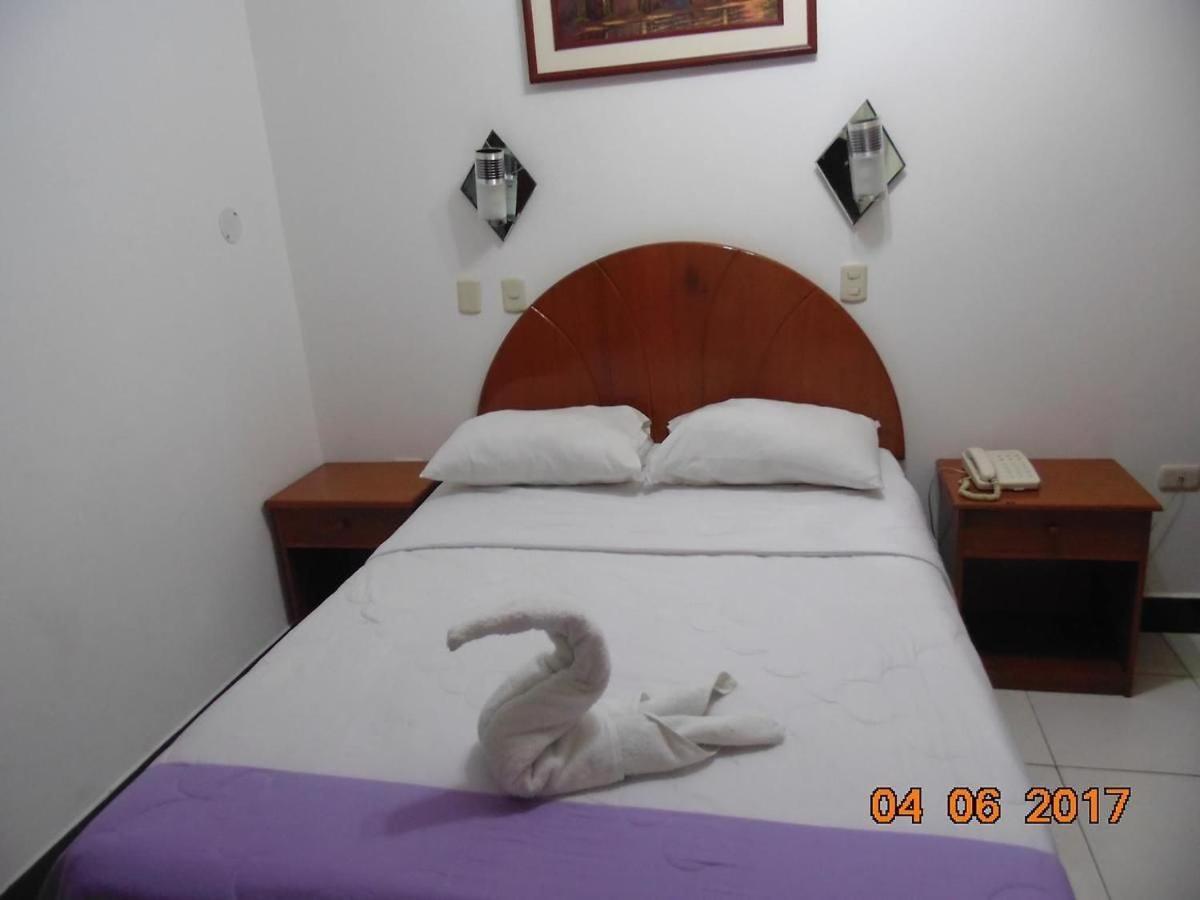 Hotel Bayovar Piura Esterno foto