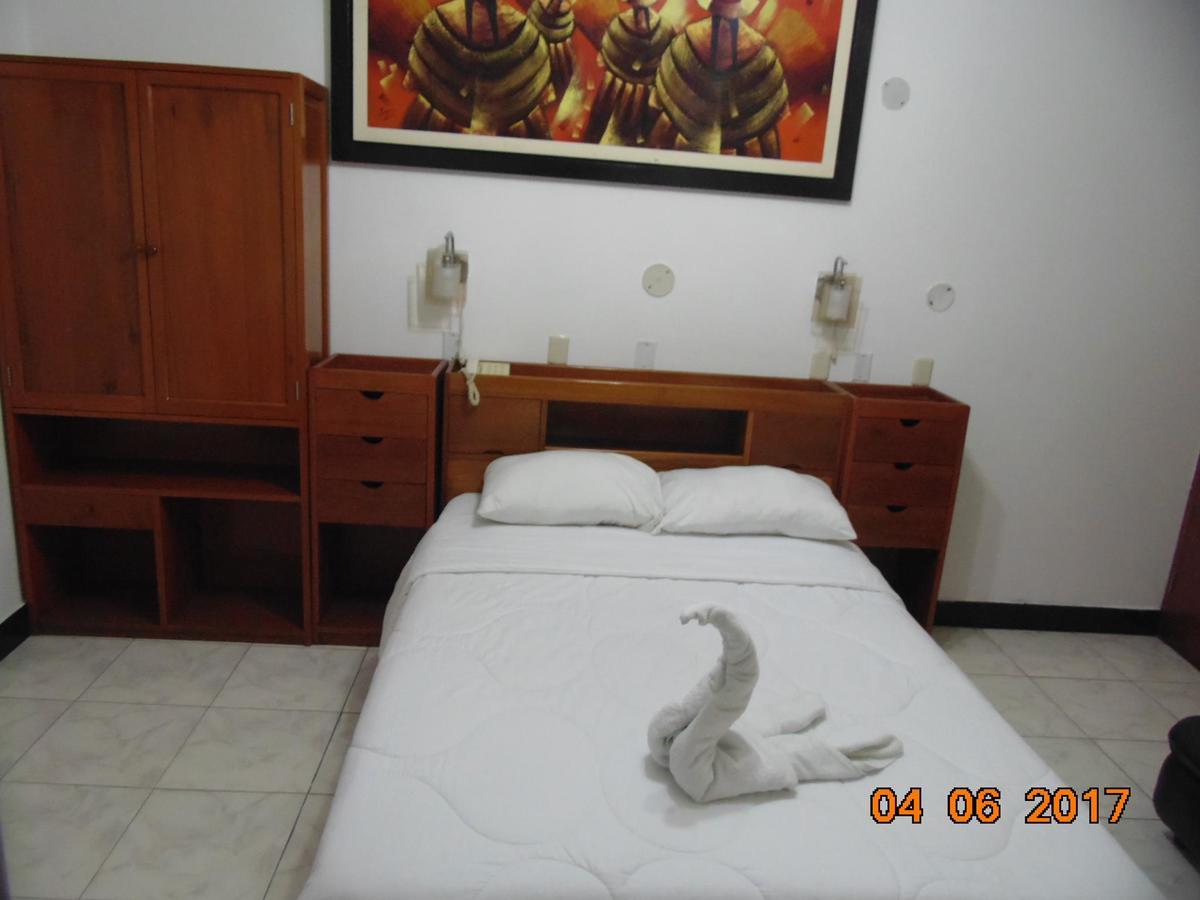 Hotel Bayovar Piura Esterno foto
